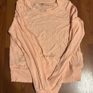 Peach long sleeve Old Navy top